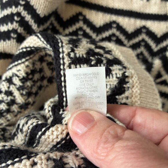 Charming Charlies Fair Isle Sweater Dress. - Med - Nordic, Scandinavian, Winter - Picture 8 of 8